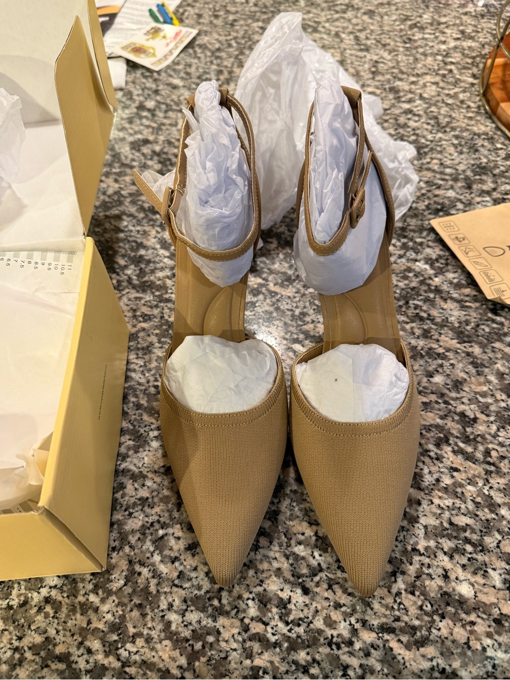 Cosy Island Pointed-Toe Ankle-Strap Pumps in Tan